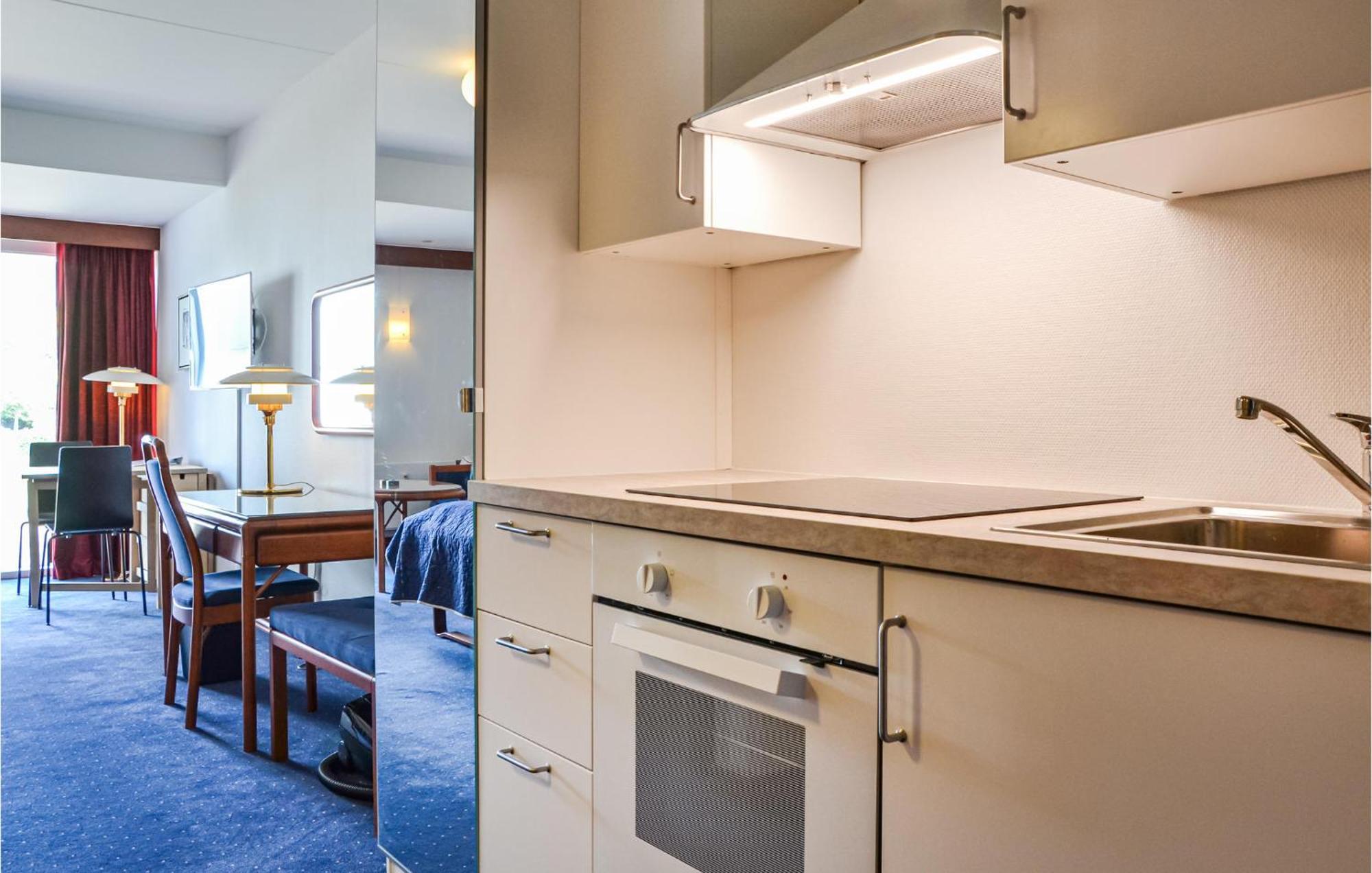 Nice Apartment In Helsingor With Wifi Екстер'єр фото